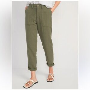 Old Navy Hight Waisted Slouchy Cropped Tapped Work Pants